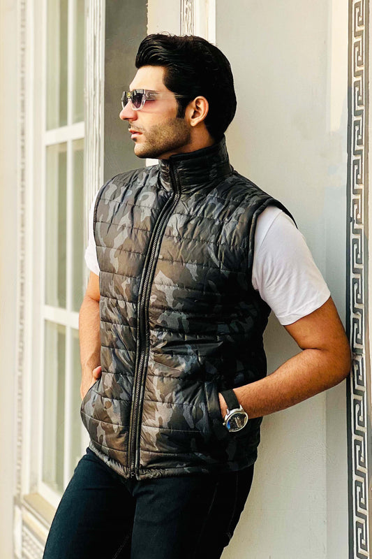 Men's Black Camo Quilted Sleeveless Puffer Jacket